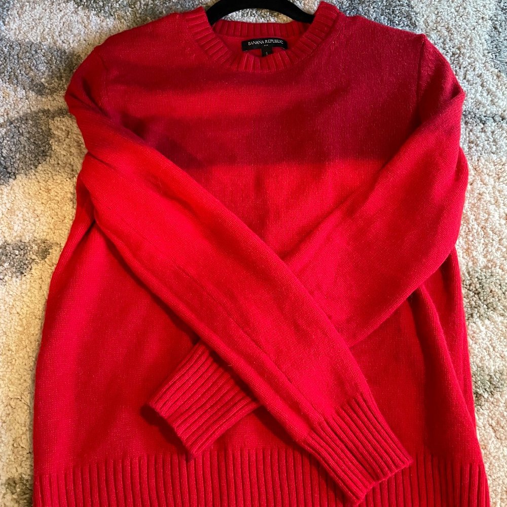 Red Banana Republic Sweater